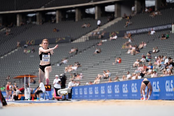 Nathalie Buschung (Eintracht Frankfurt e.V.) waehrend der deutschen Leichtathletik-Meisterschaften im Olympiastadion am 25.06.2022 in Berlin